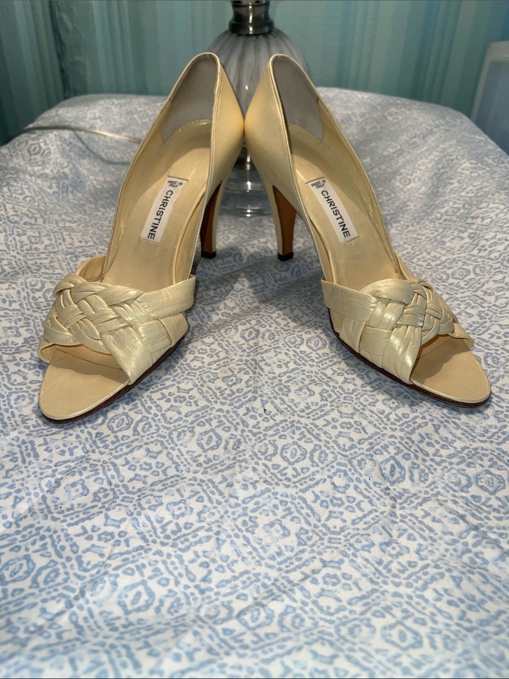 Women’s Braided Open-Toe Heels in Creamy Light Yellow Size 8N